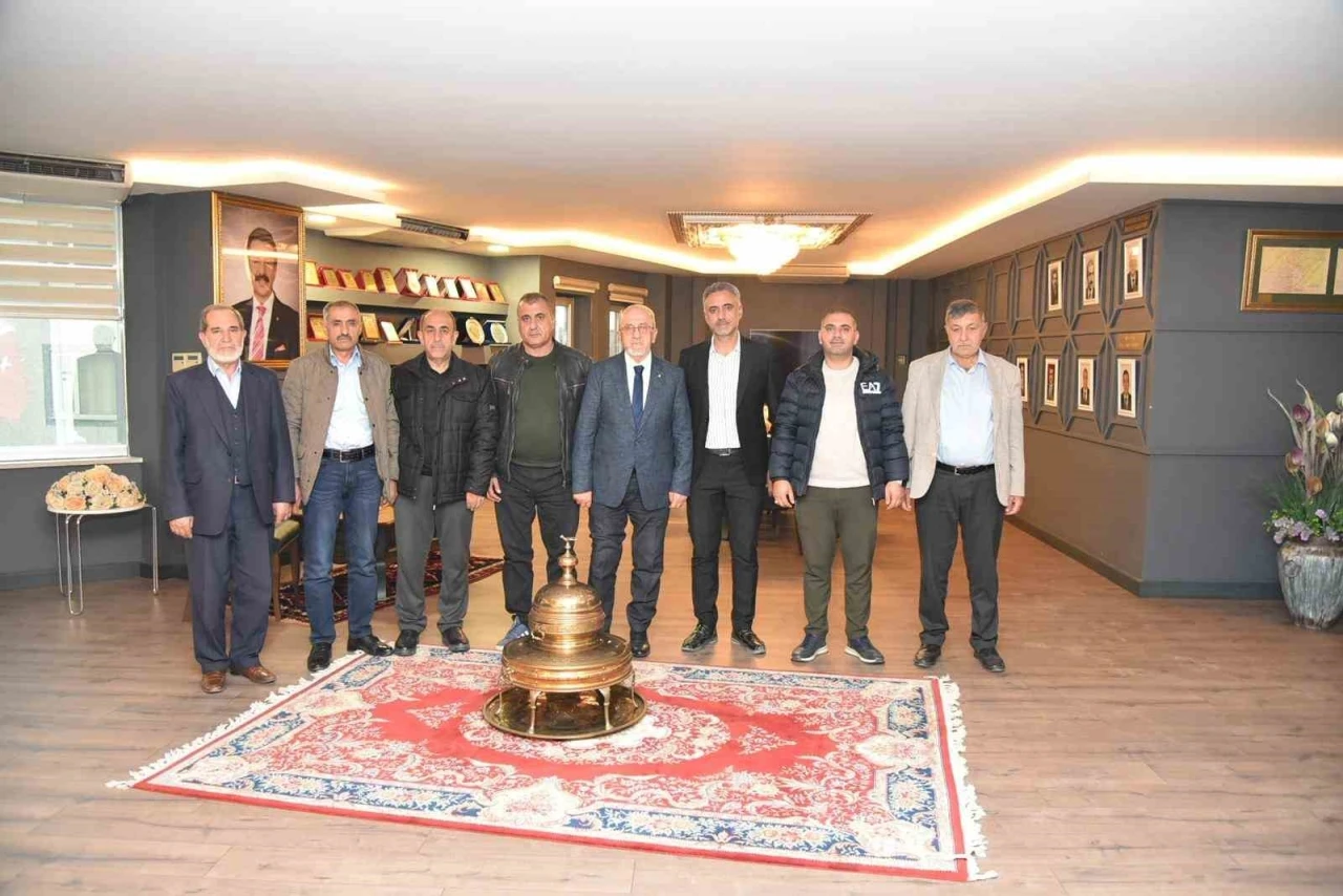 Başkan Dumandağ: &quot;Elazığ’ın her alanda daha ileriye gitmesi için ortak akılla hareket etmeye devam edeceğiz&quot;
