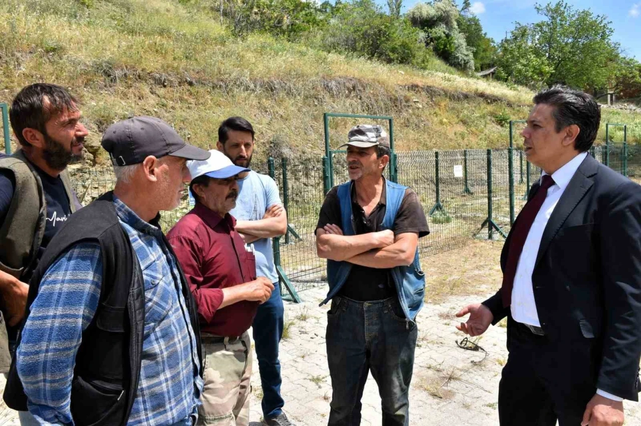 Başkan Durgut’tan hayvan pazarında Kurban Bayramı öncesi inceleme
