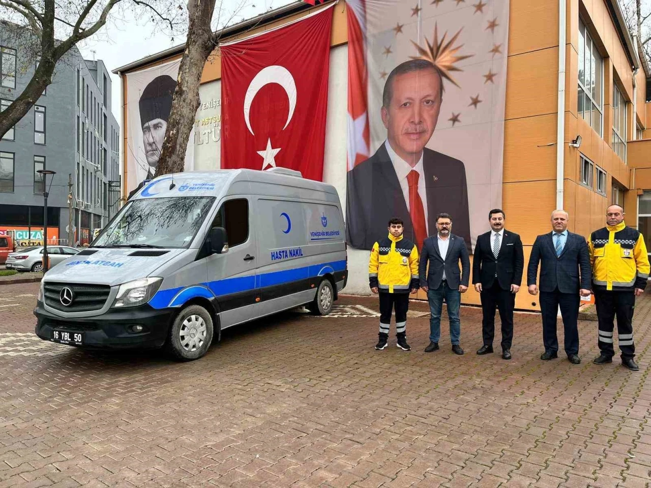 Başkan Ercan &Ouml;zel&rsquo;in &ccedil;ağrısı karşılık buldu: Hasta nakil aracı hizmete girdi
