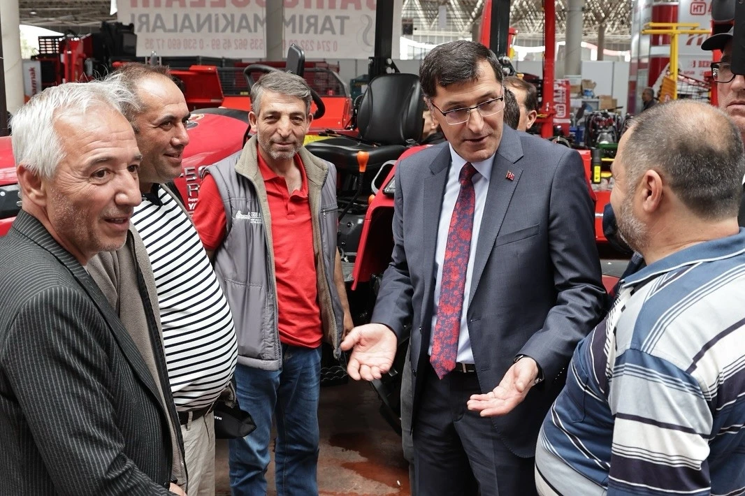 Başkan Eyüp Kahveci: &quot;Üreticimizin her zaman yanındayız&quot;
