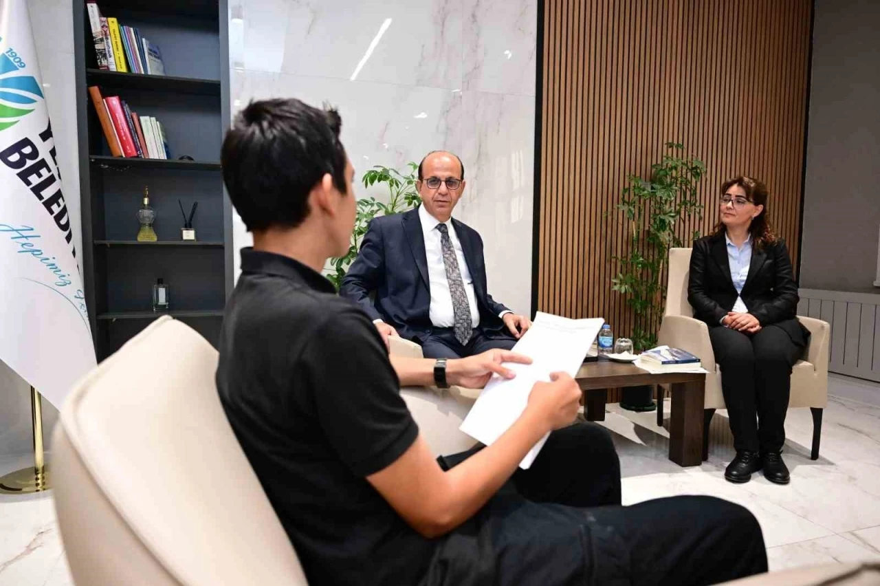 Başkan Geçit:  &quot;Hayatımın merkezinde çalışmak var&quot;
