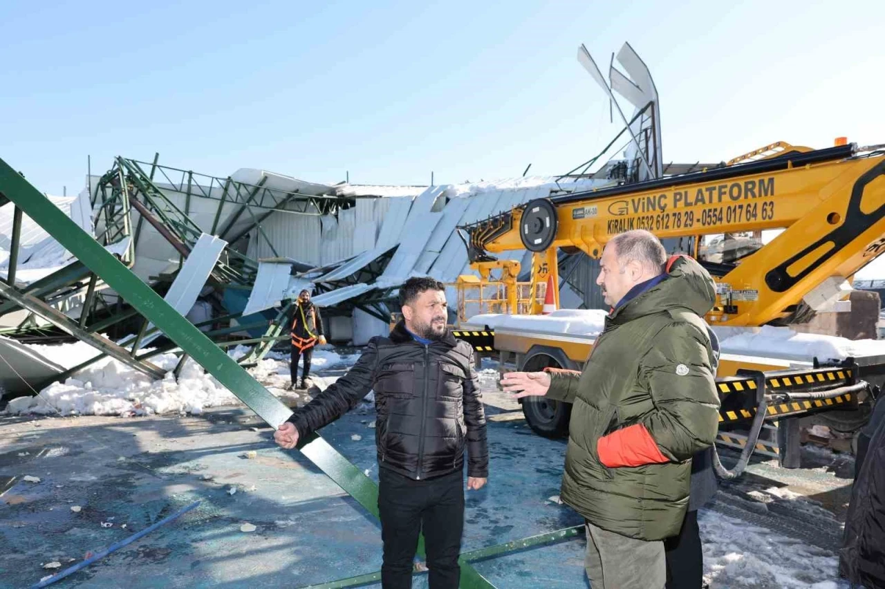 Başkan G&uuml;lpınar, hasar g&ouml;ren işyerlerini yerinde inceledi

