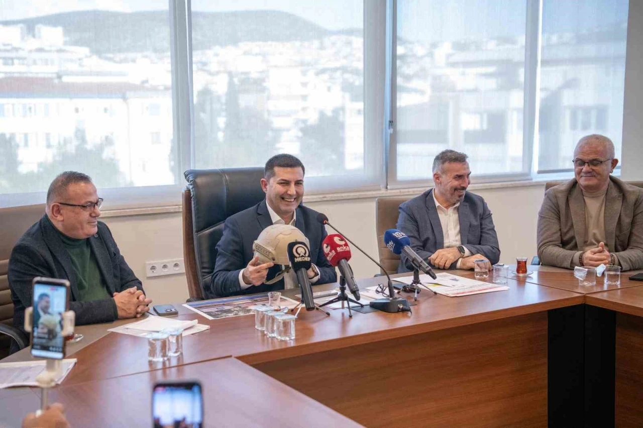 Başkan G&uuml;nel: "Bu binaya zorla gelmedik"
