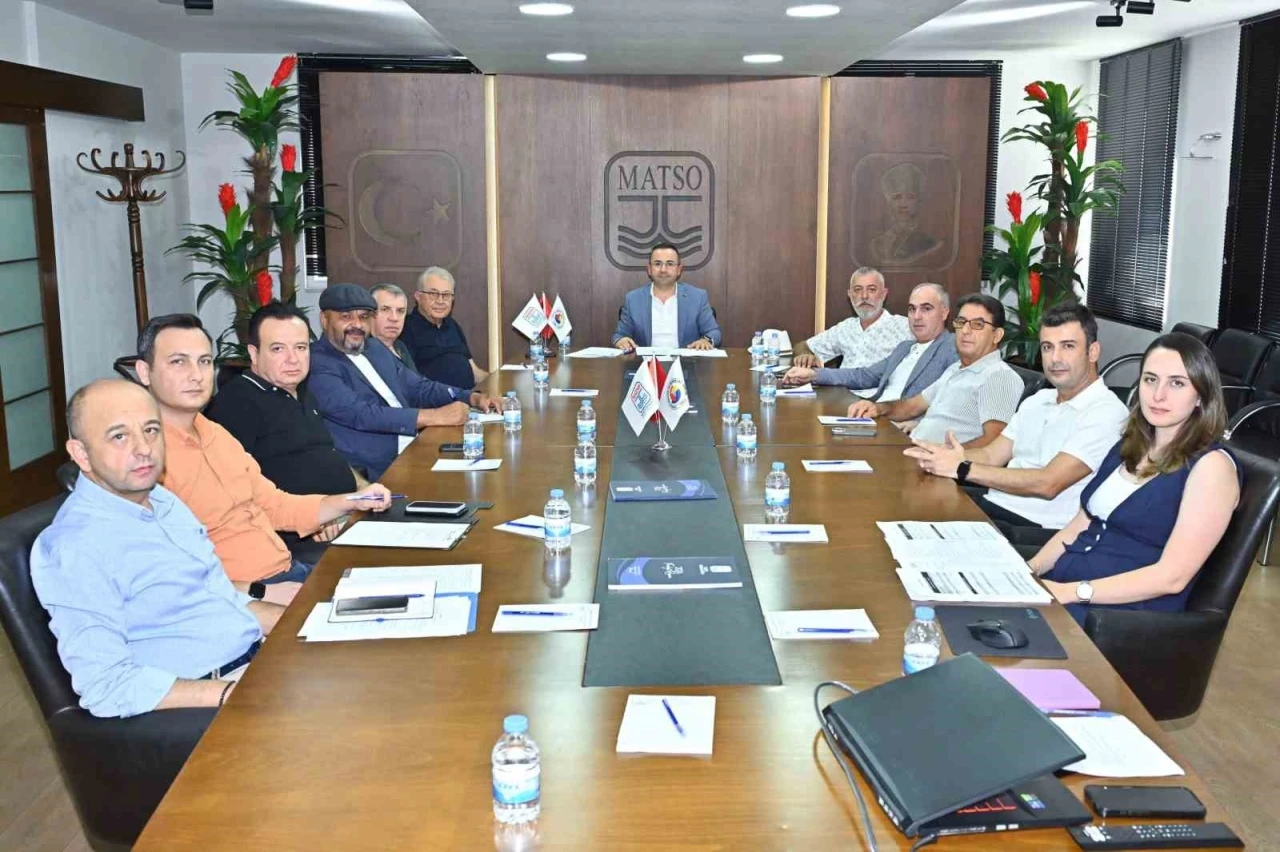 Başkan Güngör: &quot;Manavgat ekonomisini çeşitlendirmek için çaba gösteriyoruz&quot;
