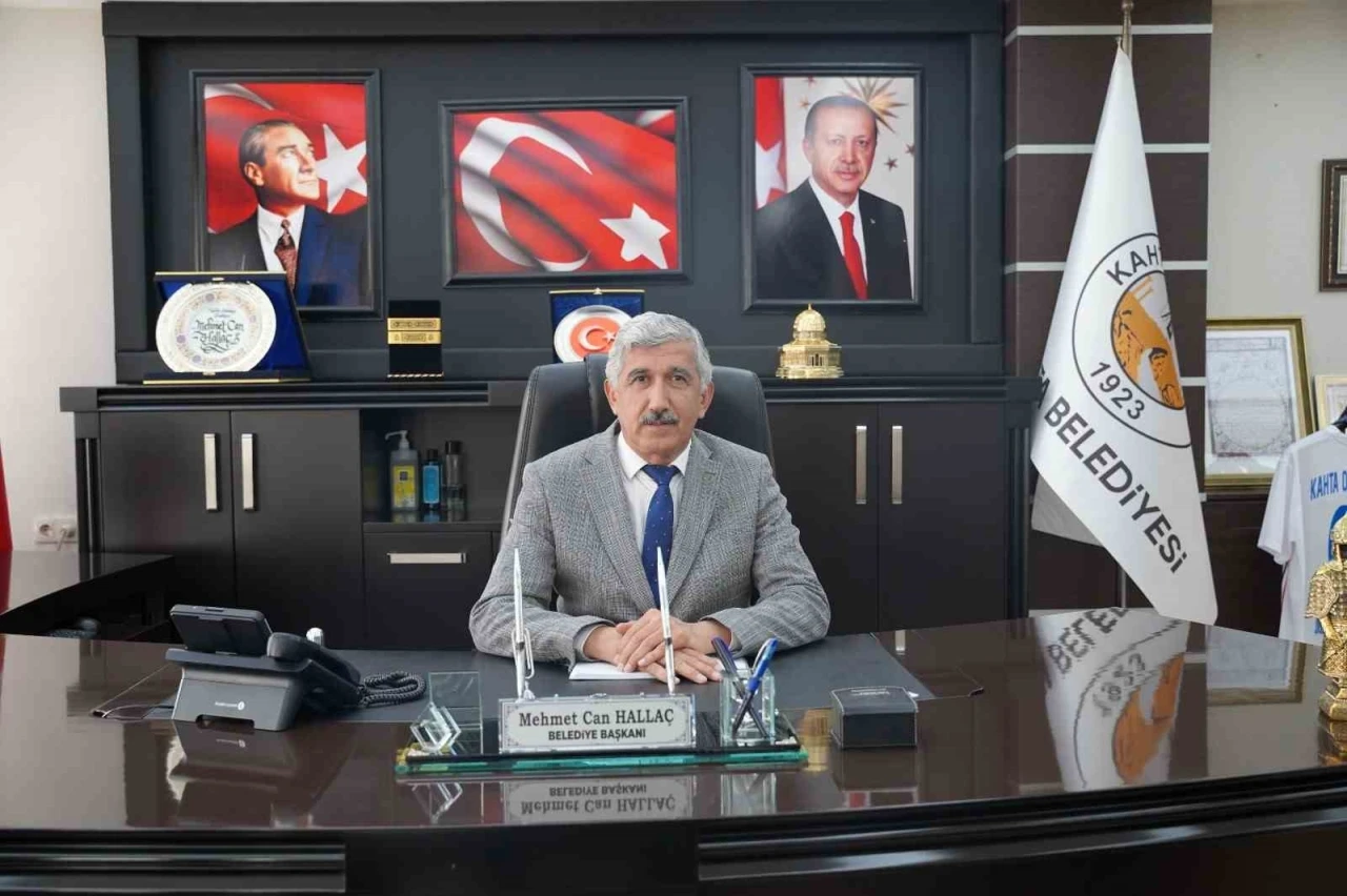 Başkan Halla&ccedil;&rsquo;tan 6 Şubat depremlerinin &uuml;&ccedil;&uuml;nc&uuml; yıl d&ouml;n&uuml;m&uuml; mesajı
