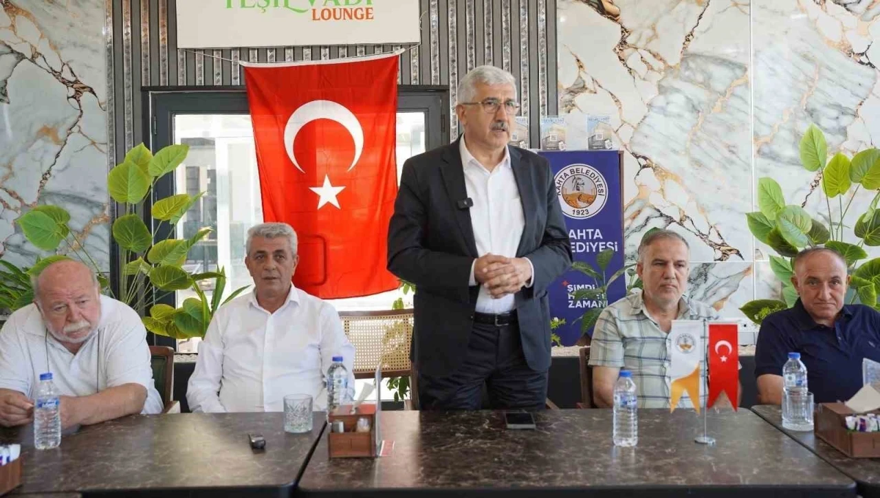 Başkan Halla&ccedil;&rsquo;tan hizmet ve yatırım değerlendirmesi
