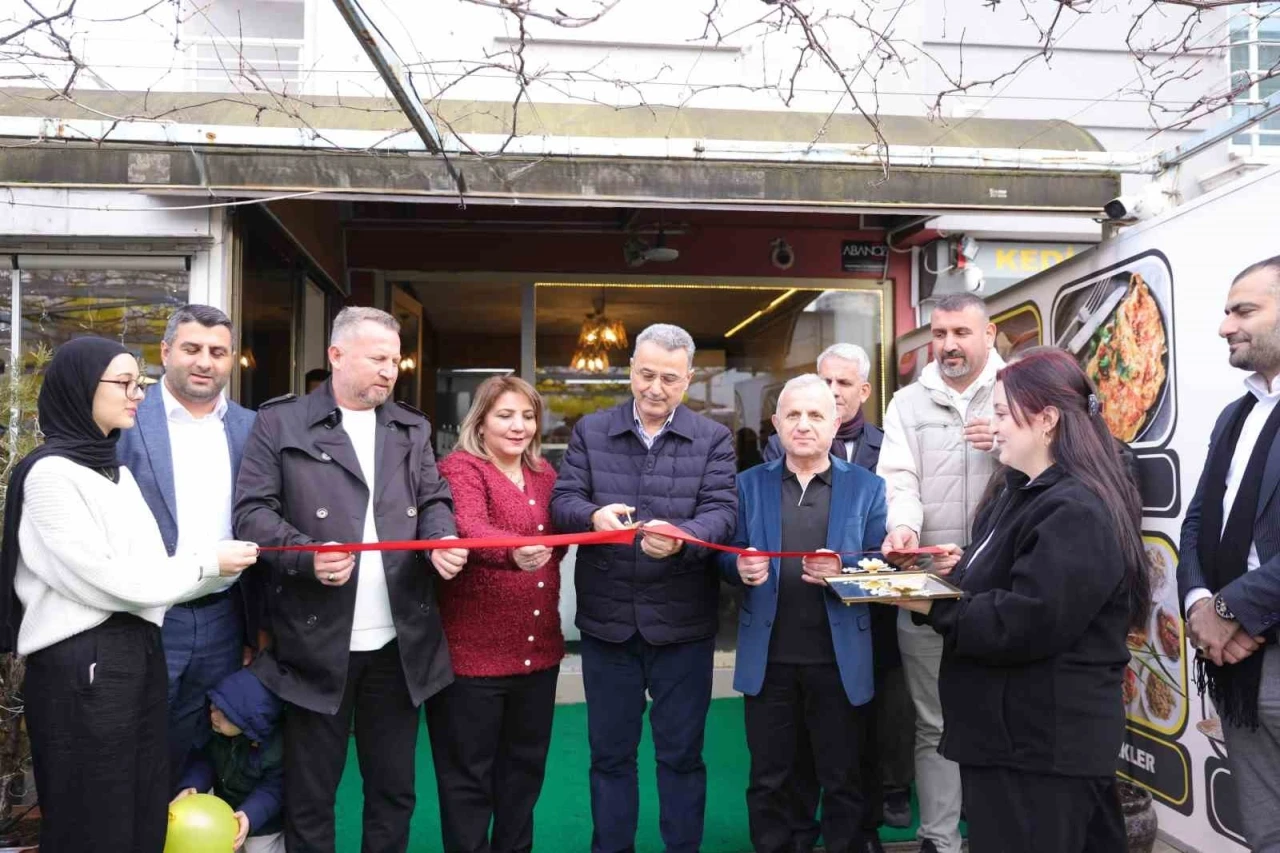 Başkan Kurnaz: "İlkadım&rsquo;da yeni işletmeler ekonomiye değer katıyor"
