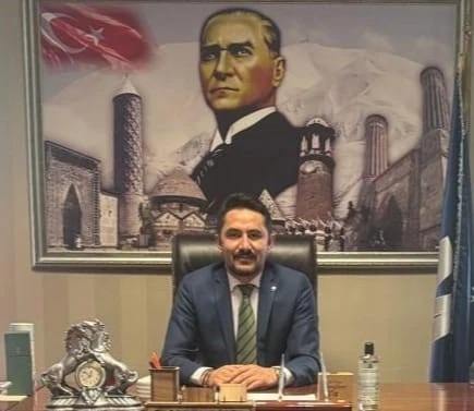 Başkan Özbek’ten katılımcı ve yenilikçi yönetim vurgusu

