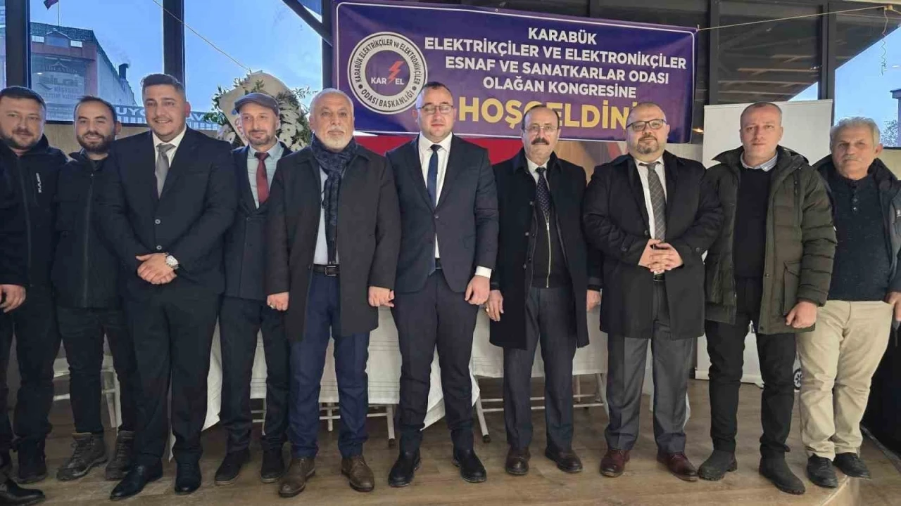 Başkan &Ouml;z&ccedil;elik g&uuml;ven tazeledi
