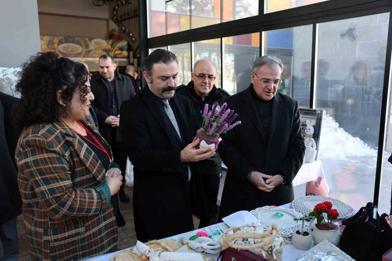 Başkan &Ouml;zdoğan: "Hacılar ADEM, toplum yapısını g&uuml;&ccedil;lendiriyor"
