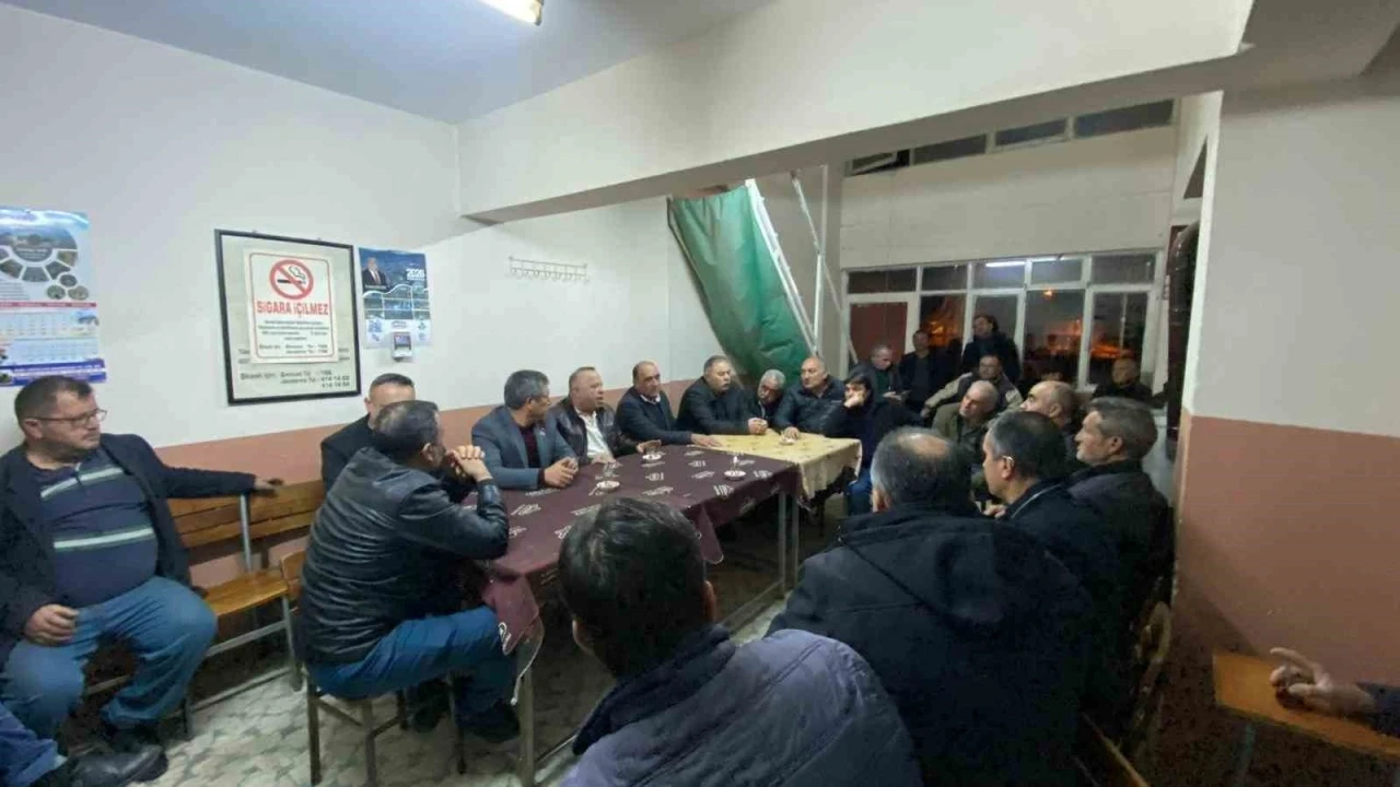 Başkan &Ouml;zel, Kandil gecesinde Kızılca&rsquo;da vatandaşlarla buluştu
