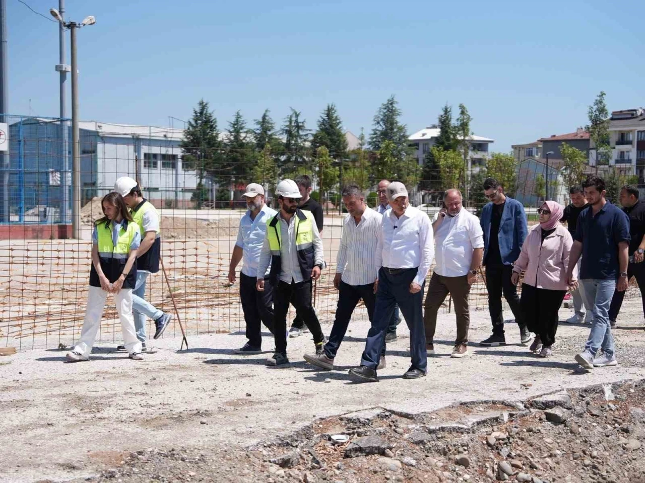 Başkan &Ouml;zl&uuml;&rsquo;den projelere yakın takip
