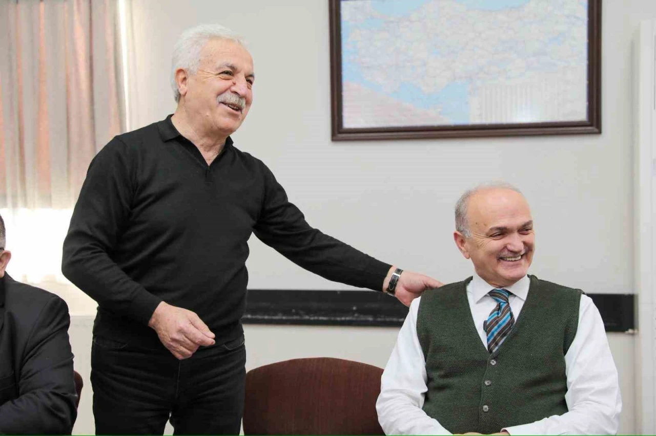 Başkan &Ouml;zl&uuml;: "D&uuml;zce&rsquo;de 2,2 milyar dolar ihracat hacmi var"
