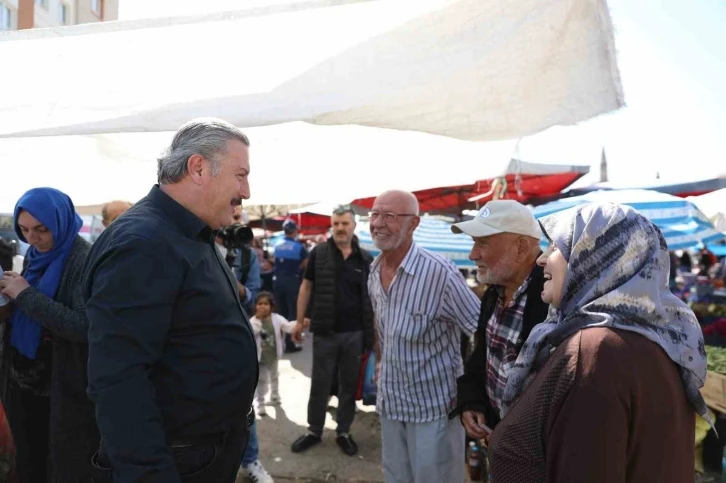 Başkan Palancıoğlu köy pazarını gezdi
