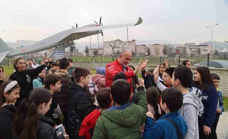 Başkan Sandıkçı: “Bilim ve teknolojiye yön verecek nesiller yetiştiriyoruz”
