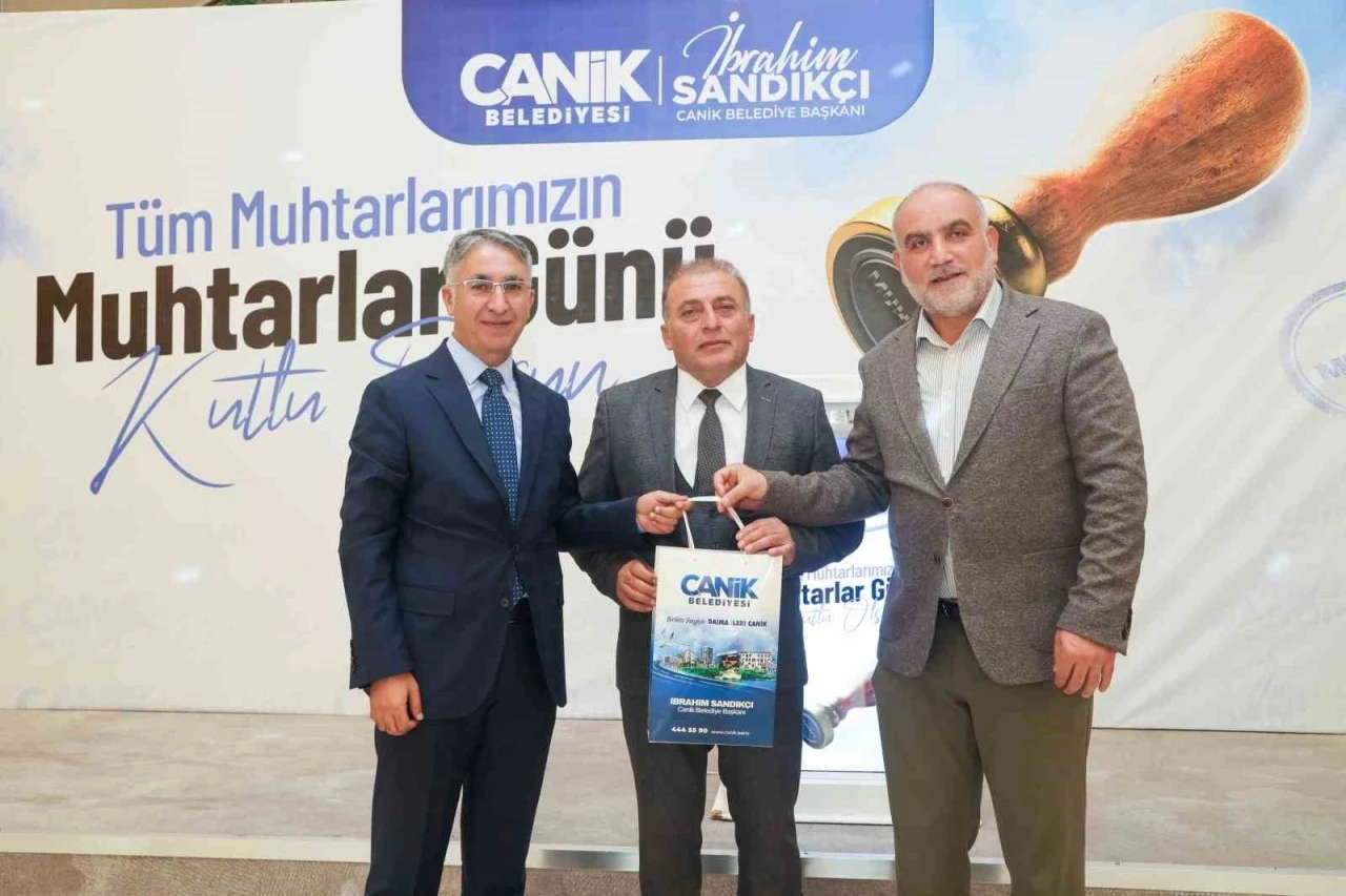 Başkan Sandıkçı: &quot;Muhtarlarımız, devlet ile milleti birleştiren gönül elçileridir&quot;

