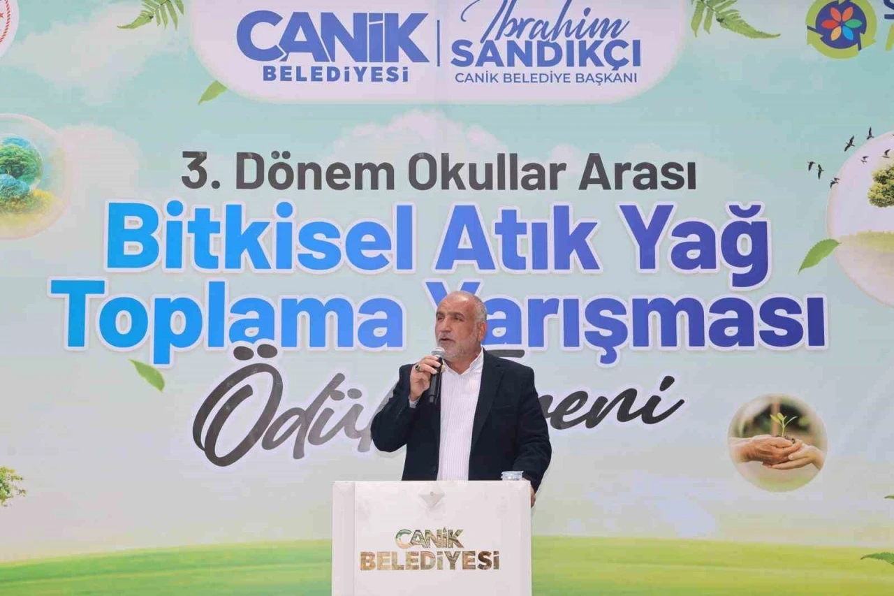 Başkan Sandıkçı: &quot;Sıfır atık kültürünün daha yaygın bir hale gelmesine katkılar sunuyoruz&quot;
