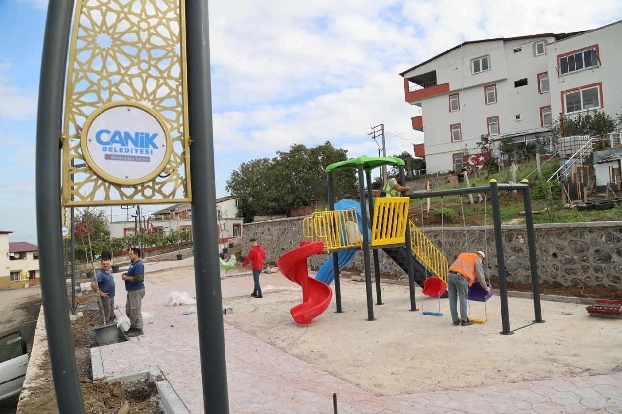 Başkan Sandıkçı: “Tüm mahallelerimize yeni sosyal yaşam alanları kazandırıyoruz"
