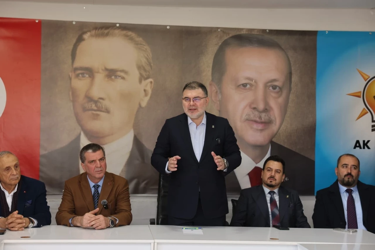 Başkan Saygılı: "İzmir, yeni bir &ccedil;&ouml;p kriziyle karşı karşıya"
