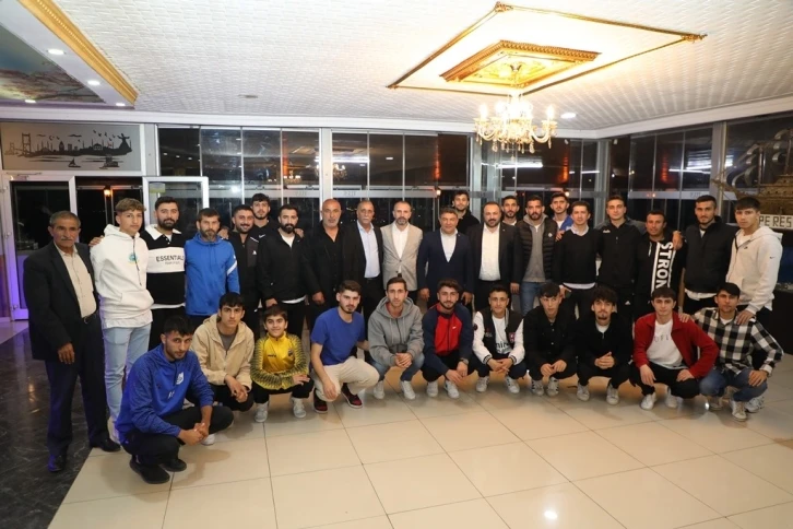 Başkan Şayir, Dilovası Belediyespor&rsquo;u ağırladı
