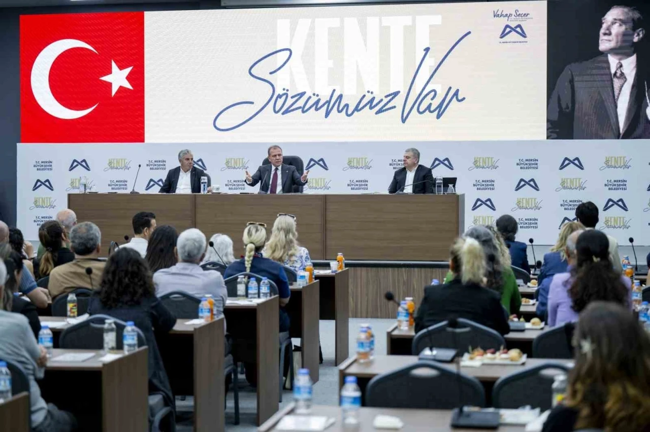 Başkan Seçer: &quot;Binanız risk taşıyorsa, yıkın yenisini yapın&quot;
