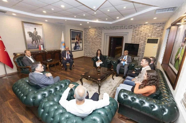 Başkan Se&ccedil;er: "Muhtarlarımız hem demokratik hayatın hem de vatandaşa hizmetin &ouml;nemli &ouml;geleri"
