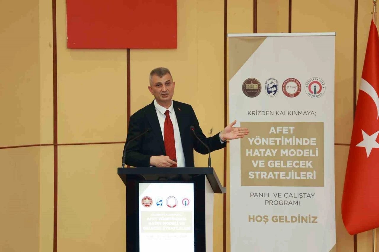 Başkan Sezer, Hatay&rsquo;da afet y&ouml;netimi ve koordinasyon deneyimlerini paylaştı

