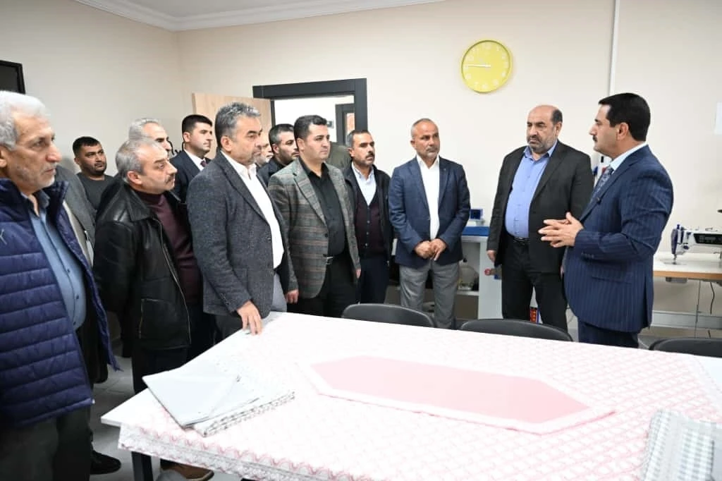 Başkan Taşkın, tamamlanan projeleri teşkilatla inceledi
