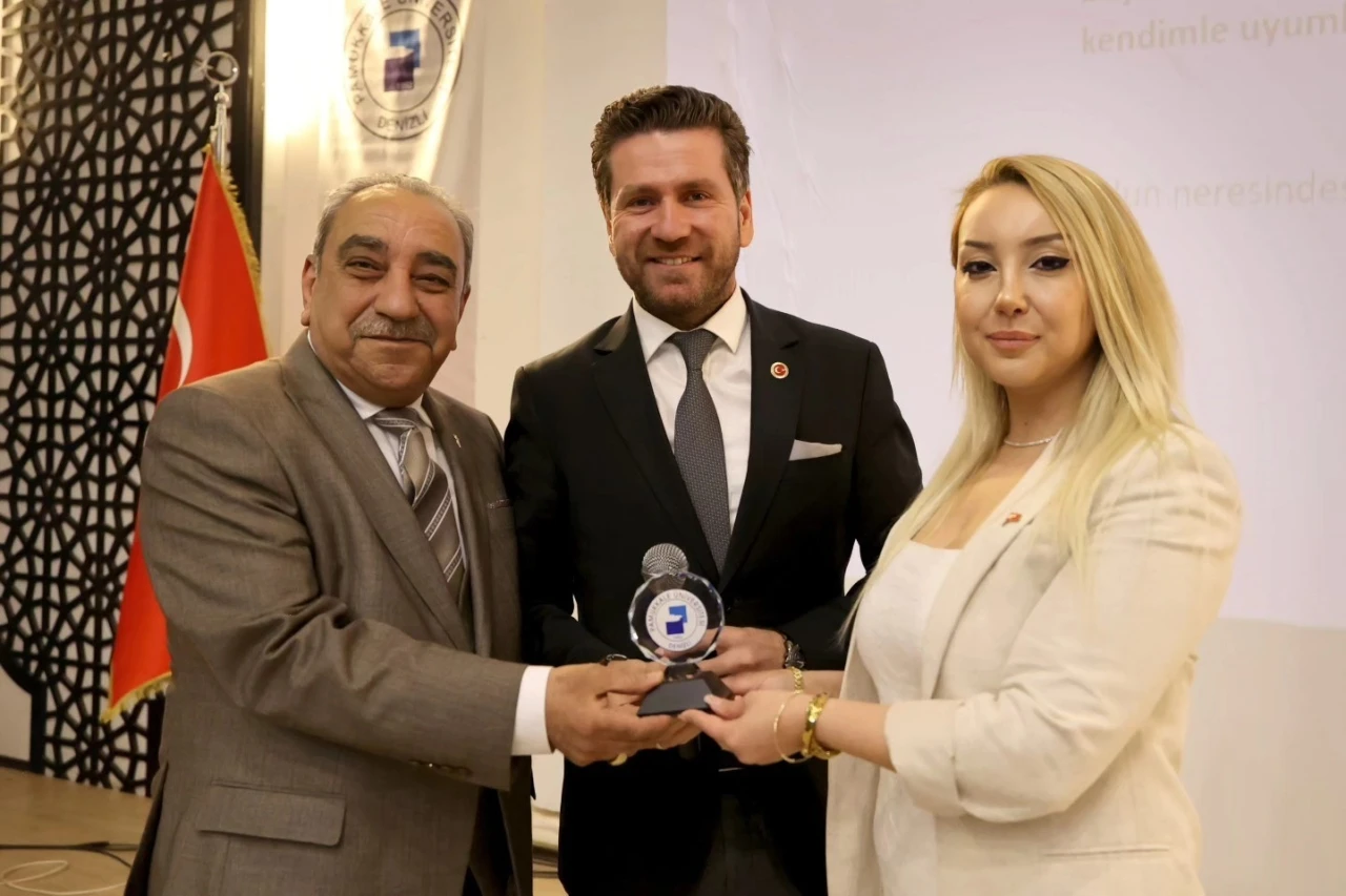 Başkan Tatık üniversiteli gençlere başarıya giden yolu anlattı
