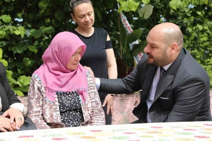 Başkan Türkel, Anneler Günü’nde şehit anneleri ve emekçi kadınlarla bir araya geldi
