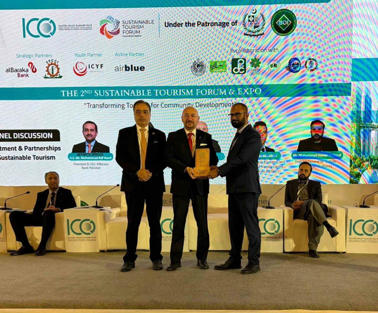 Başkan &Uuml;lken, Pakistan&rsquo;da AYTO&rsquo;yu temsil etti
