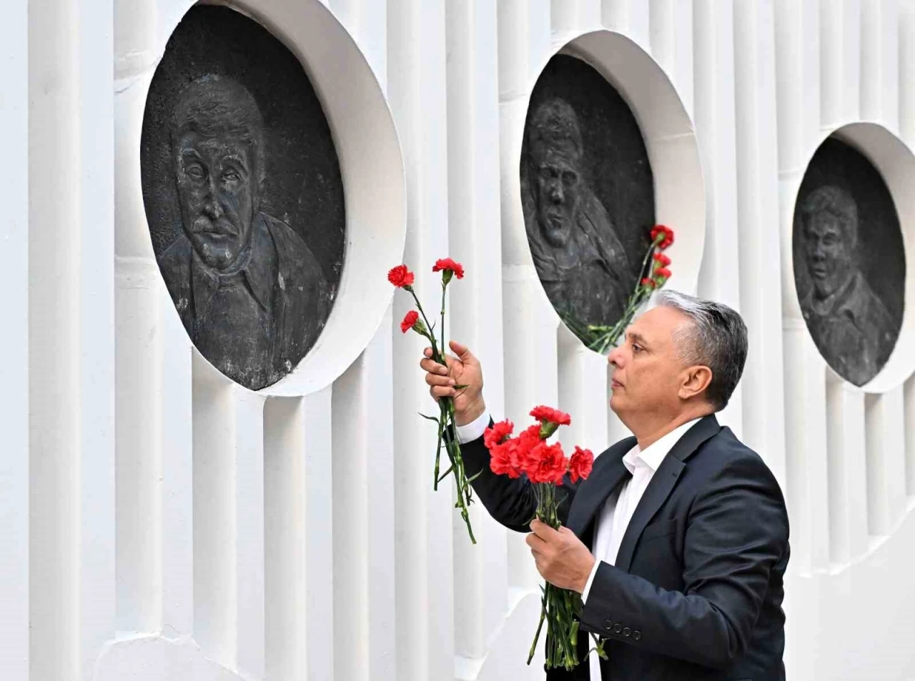 Başkan Uysal: &quot;Tam bağımsız Türkiye mücadelesi devam edecek&quot;

