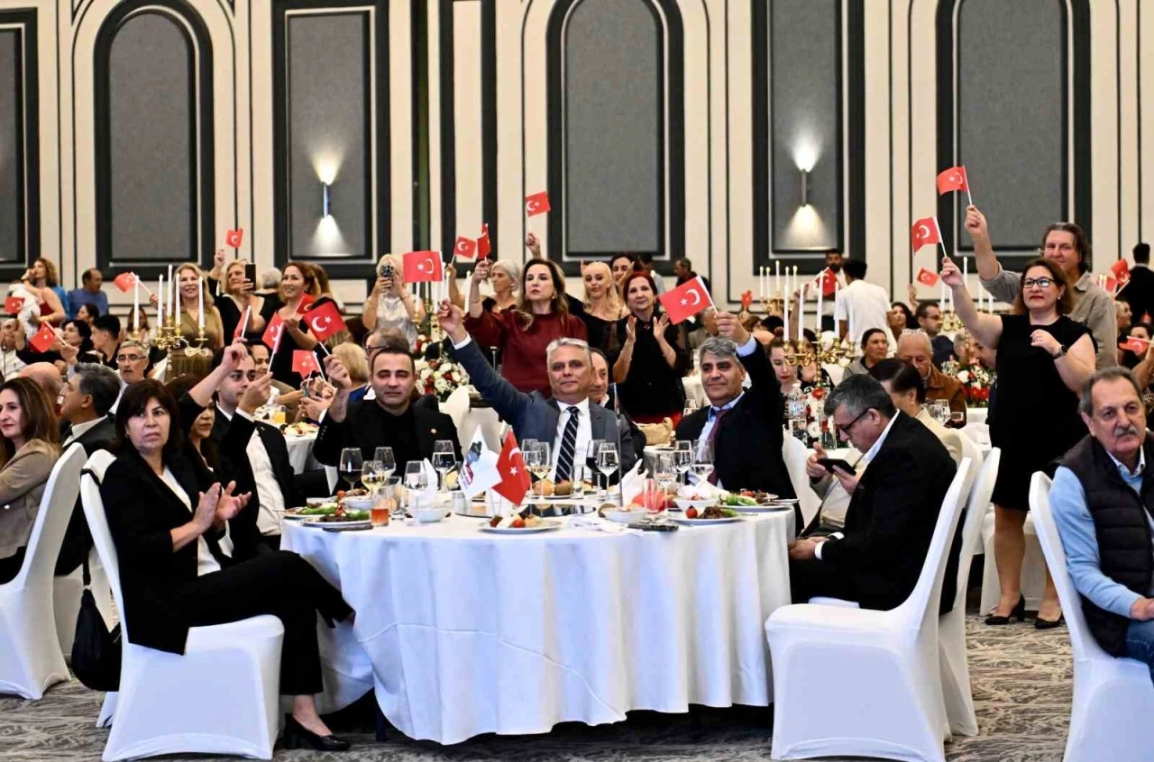 Başkan Uysal, yöre dernekleriyle bir araya geldi
