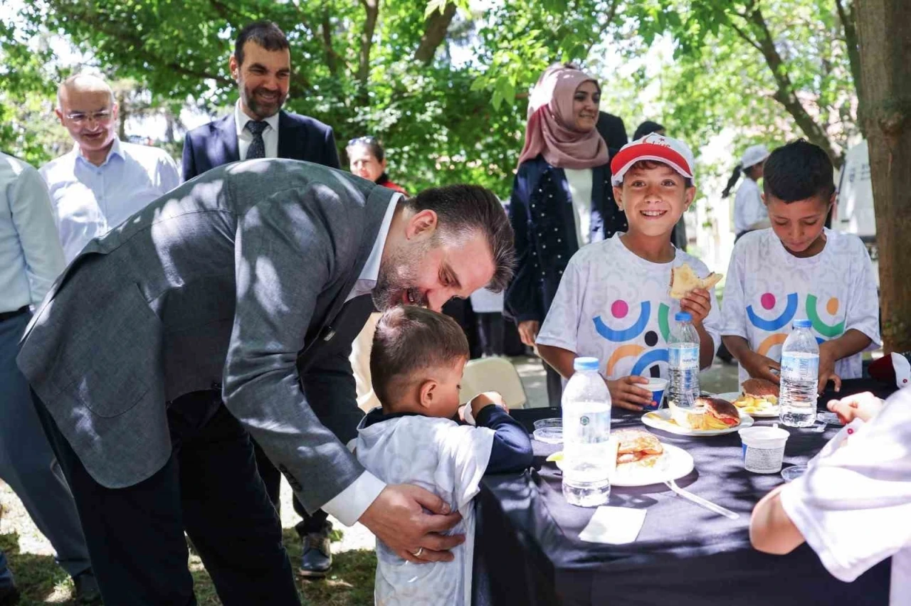 Başkan Vekili Biba&rsquo;dan hayvanat bah&ccedil;esi&rsquo;ne ziyaret
