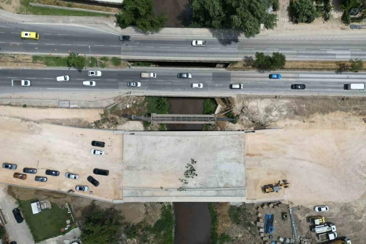 Başkan Vekili Biba, Mudanya yolunda ulaşımı rahatlatacak projeleri inceledi
