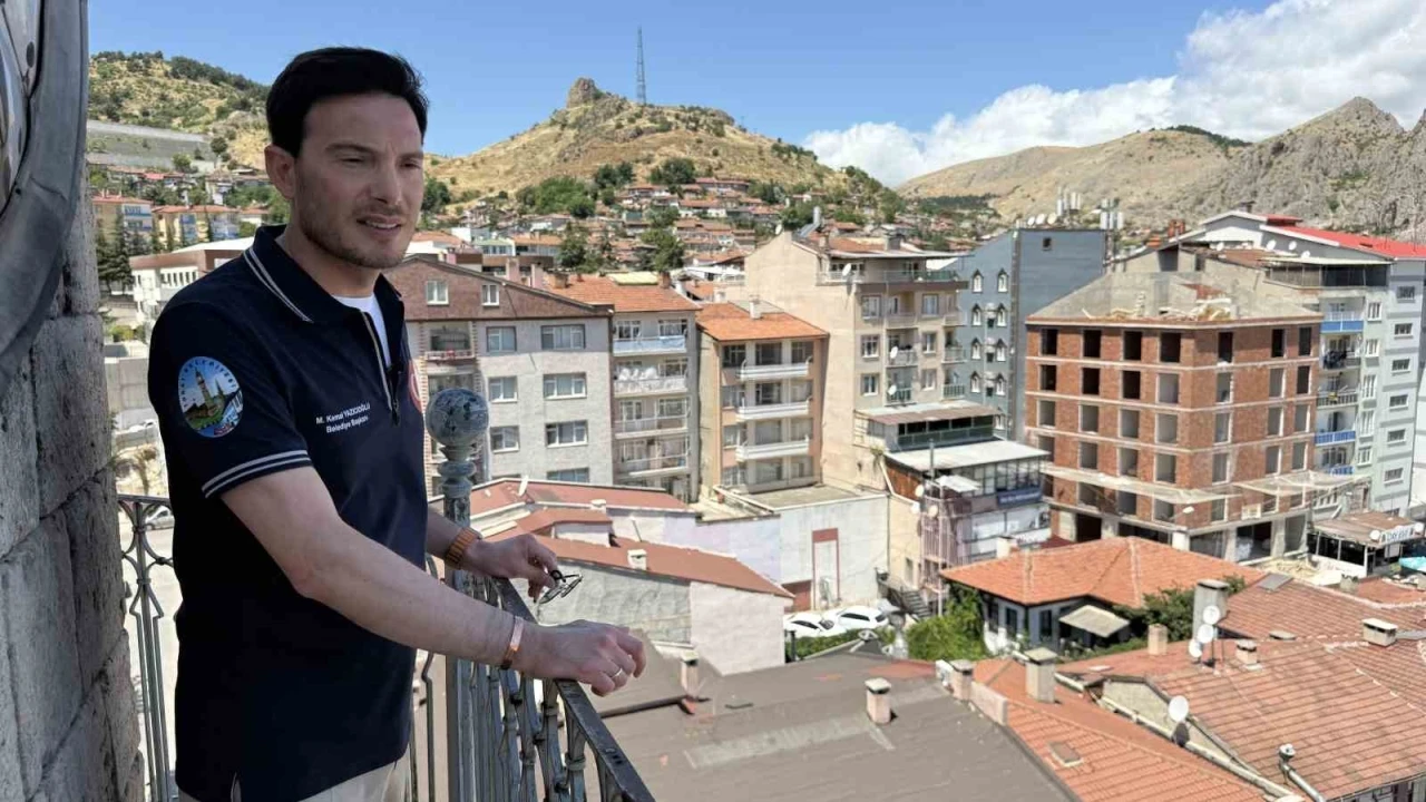Başkan Yazıcıoğlu: "Tarihi merkezimizi b&uuml;t&uuml;nc&uuml;l bir anlayışla yeniden ayağa kaldırıyoruz"

