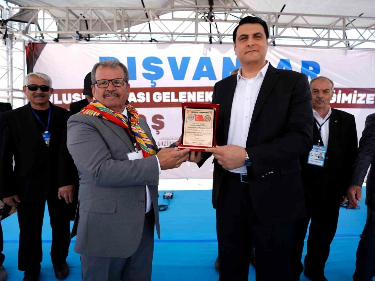 Başkan Yılmaz’a Rışvanlardan sevgi seli
