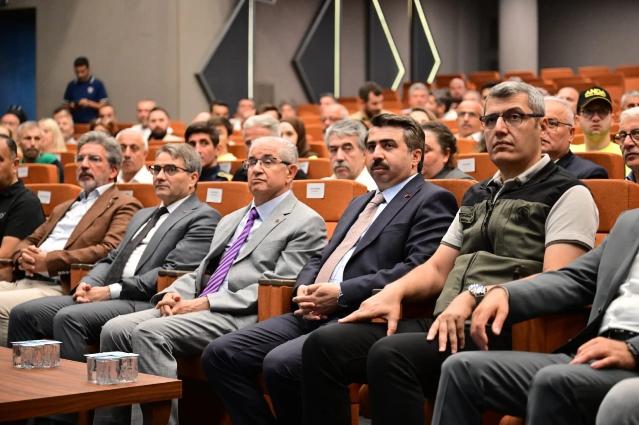 Başkan Yılmaz: "Koruduğumuz her ağa&ccedil; geleceğe yatırımdır"
