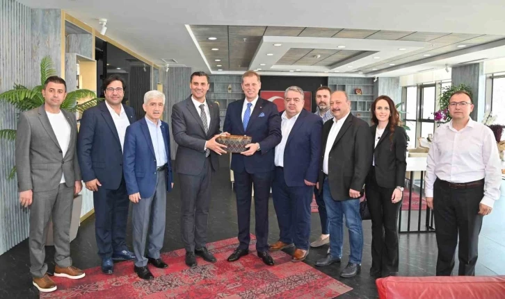 Başkan Zeyrek: &ldquo;Projelerimizi hayata ge&ccedil;irmek i&ccedil;in t&uuml;m g&uuml;c&uuml;m&uuml;zle &ccedil;alışacağız&rdquo;
