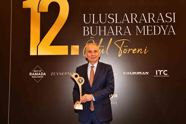 Başkan Zolan &rsquo;Yılın B&uuml;y&uuml;kşehir Belediye Başkanı&rsquo; se&ccedil;ildi
