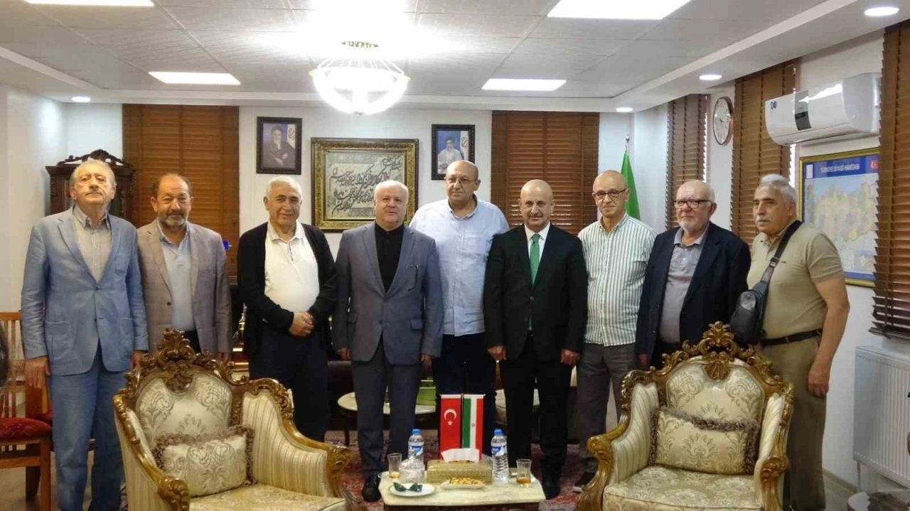 Başkonsolos Mohammad  Ebrahimi; &quot;İran teslim olsa sıra diğer ülkelere gelecek&quot;
