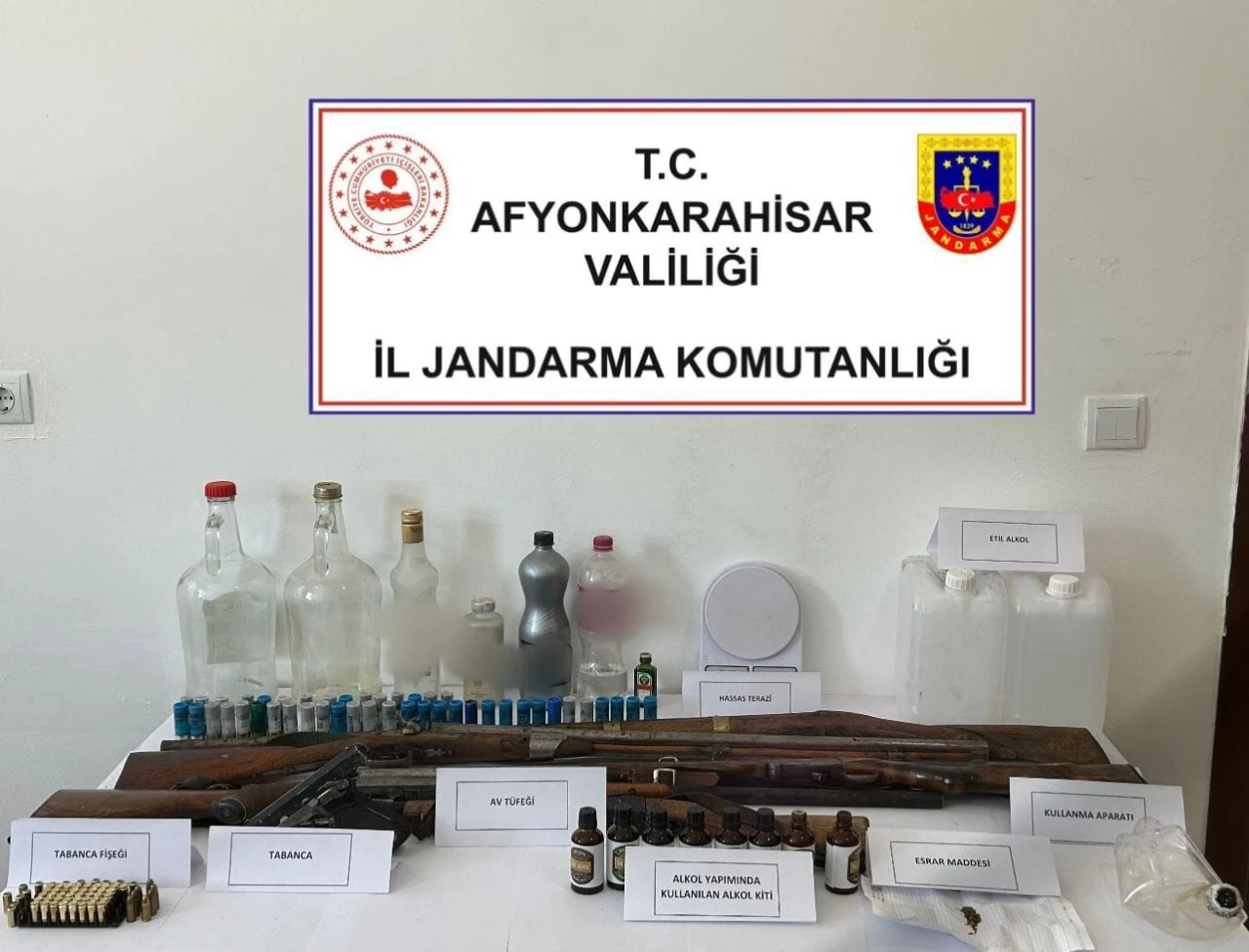 Başmakçı’da sahte alkol operasyonu: 1 gözaltı
