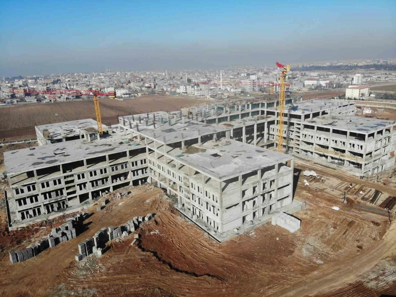 Batman’da 3 milyar 154 milyon maliyetli 500 yataklı hastanenin inşaatı sürüyor
