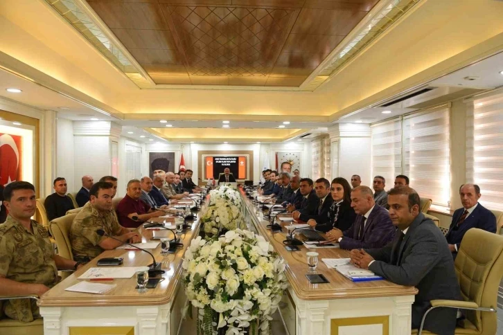 Batman&rsquo;da anız yangınları ile m&uuml;cadele toplantısı yapıldı
