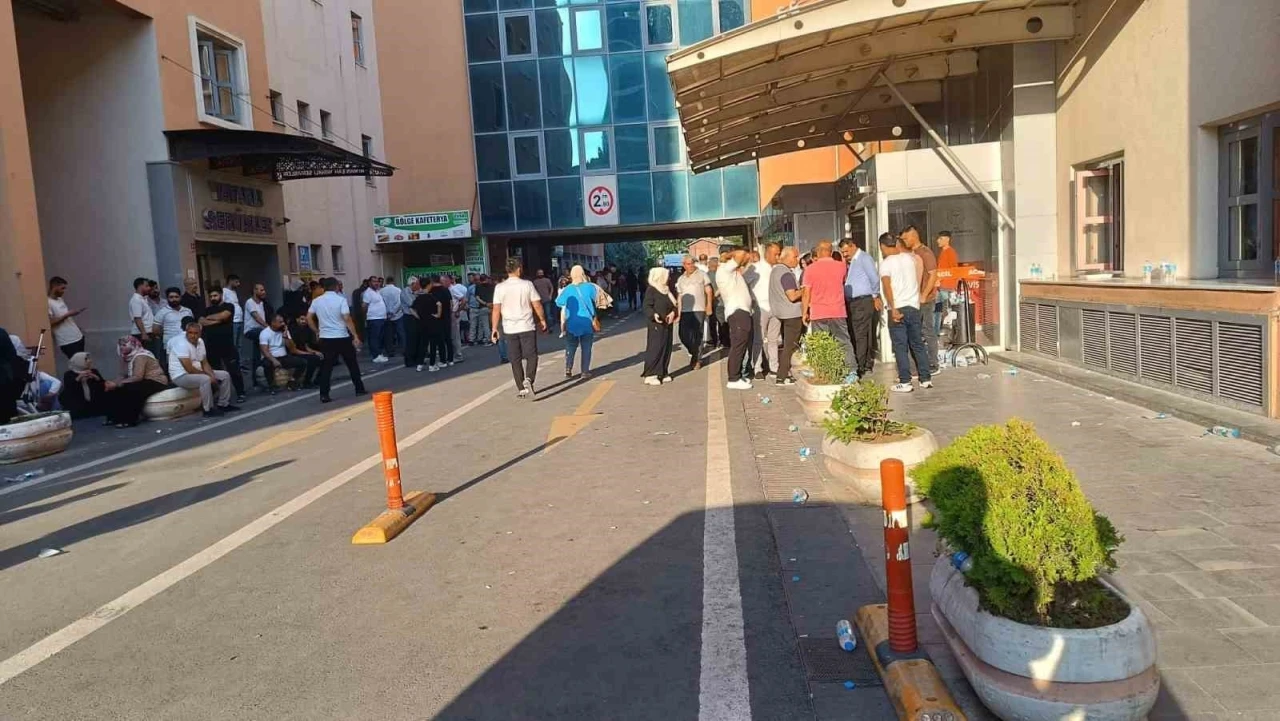 Batman’da düğüne giden kadın kazada hayatını kaybetti, ağabeyi yaralandı

