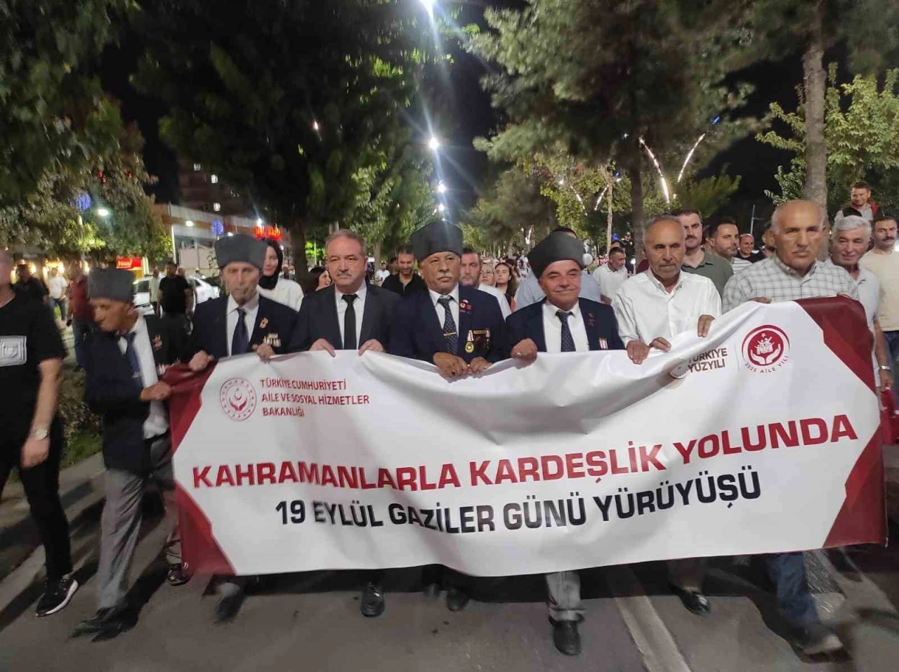 Batman’da Gaziler Günü nedeniyle kortej yürüyüşü düzenlendi
