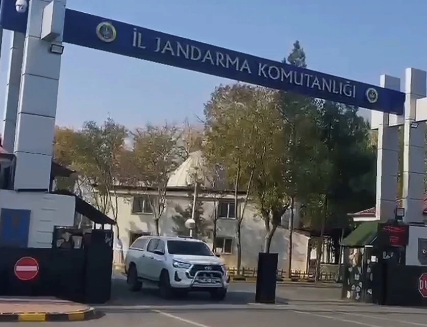 Batman&rsquo;da jandarmandan yasadışı bahise dev operasyon
