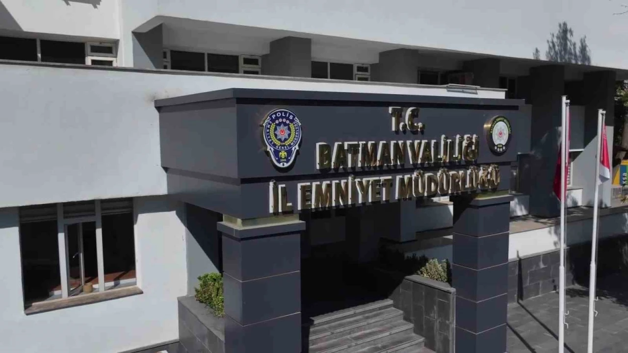 Batman&rsquo;da kuyumcu soygunu yalanıyla vurgun: 2 dolandırıcı yakalandı
