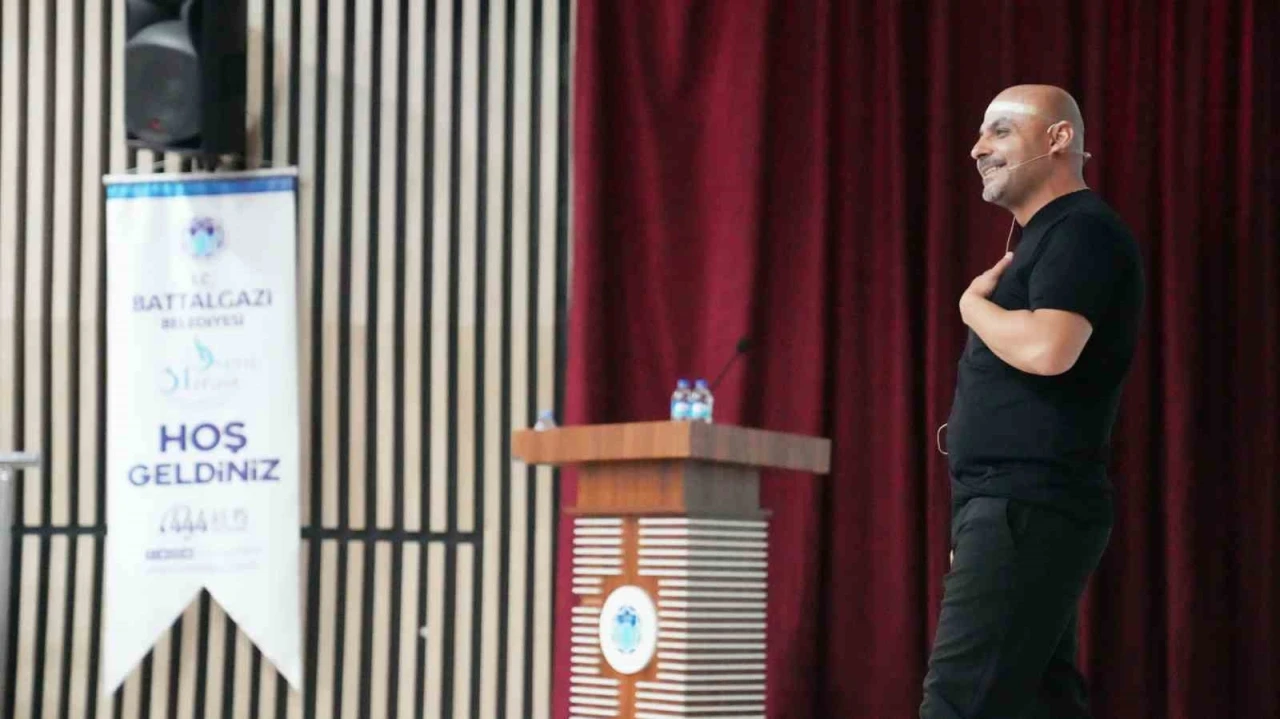 Battalgazi Belediyesi’nden gençlere sınav motivasyonu
