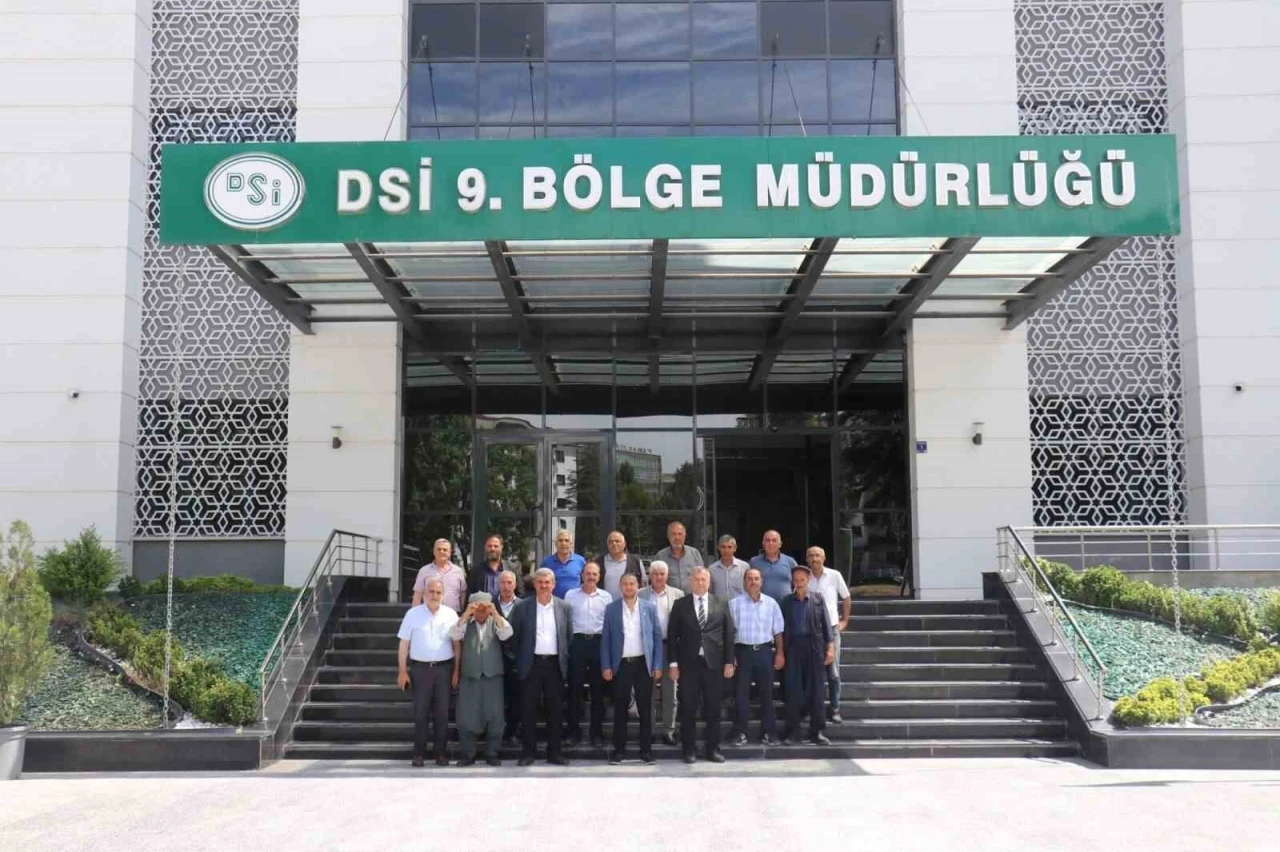 Battalgazi muhtarlarından DSİ’ye sulama çıkarması
